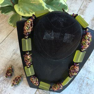 FINE JEWELRY!  Gorgeous Vintage Necklace + Matching Earrings